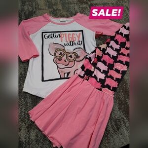 Brand New Girls Pig Boutique Set